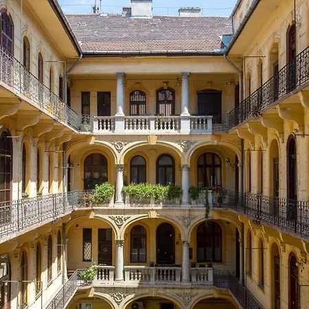 アパート Deluxe Downtown By Elisabeth *